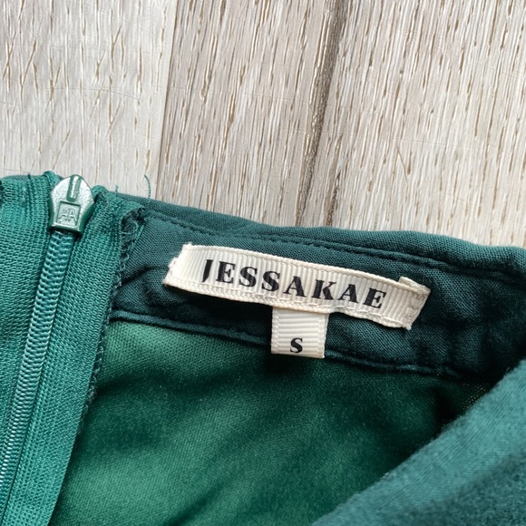 JessaKae Green Romantic Collared Lace Midi Dress - Picture 5 of 9